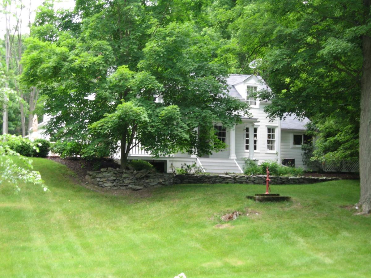 B&B On Seven Acres With Private Bed & Bath Clinton Corners Esterno foto